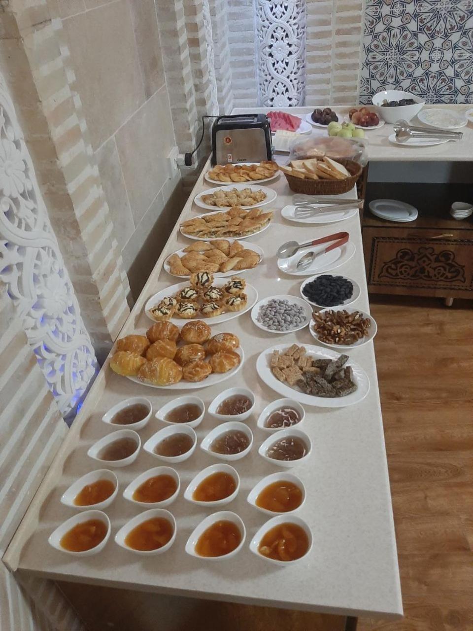 Old House Hotel بخارى المظهر الخارجي الصورة