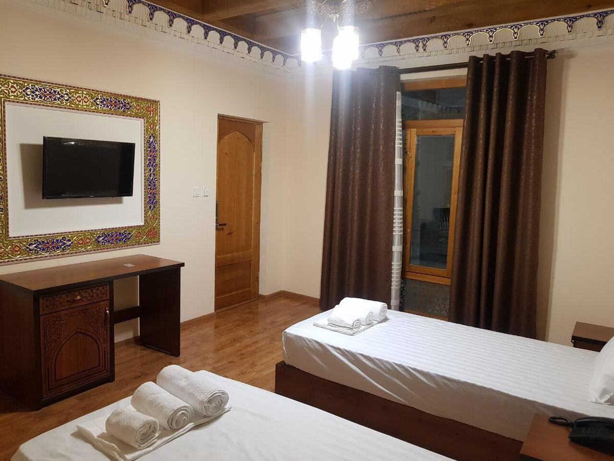 Old House Hotel بخارى المظهر الخارجي الصورة